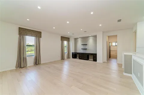 $919,000 | 826 Honeyflower Loop, Bradenton, FL 34212