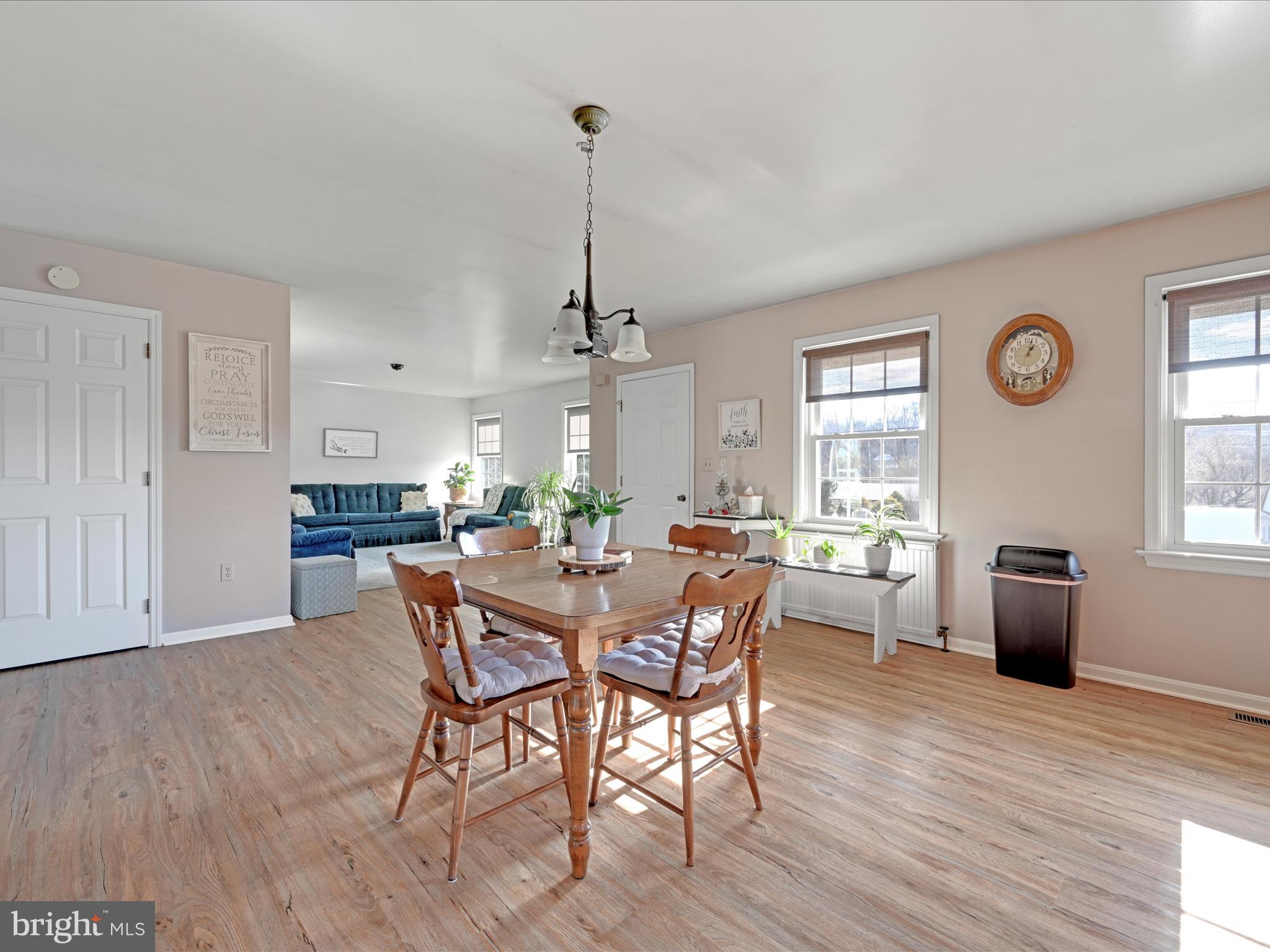 29 Little Beaver Road Strasburg, PA 17579 - Photo 8 of 33 Kitchen