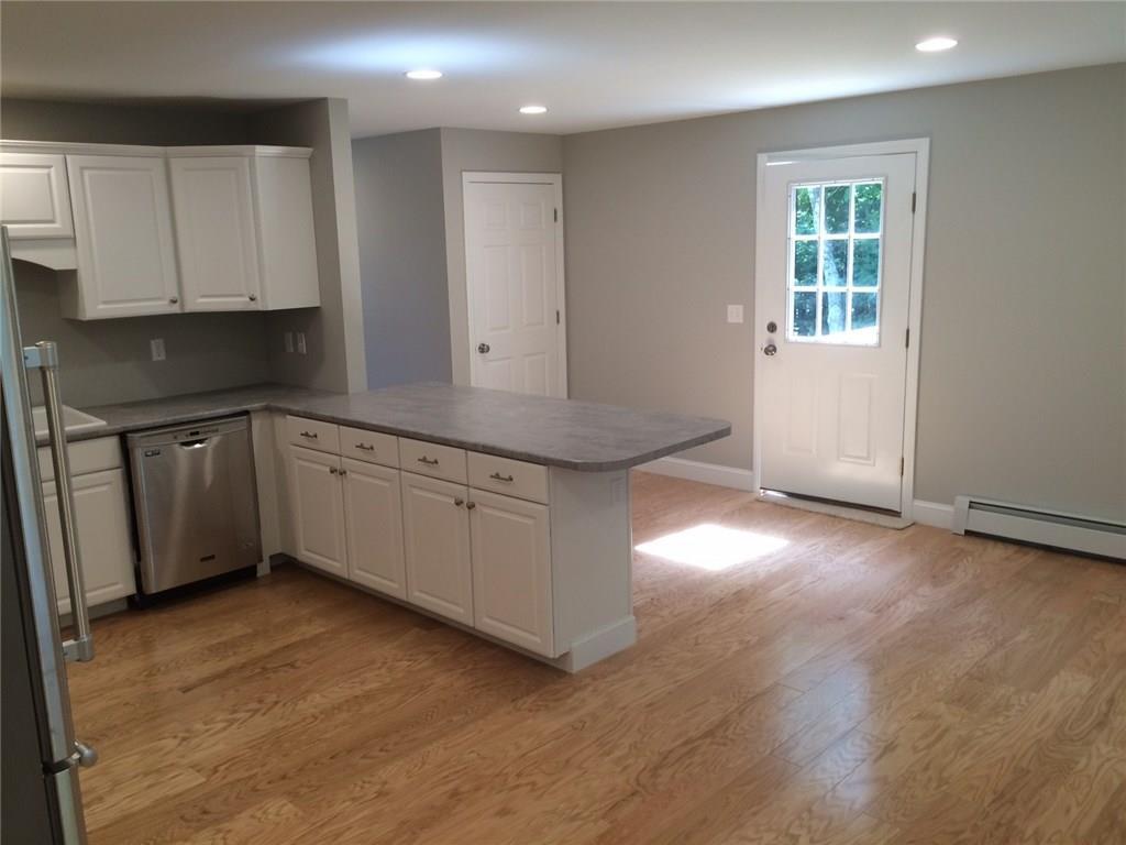 172 Portland Road, Unit 2 Gray, ME 04039 - Photo 5 of 10 Photo