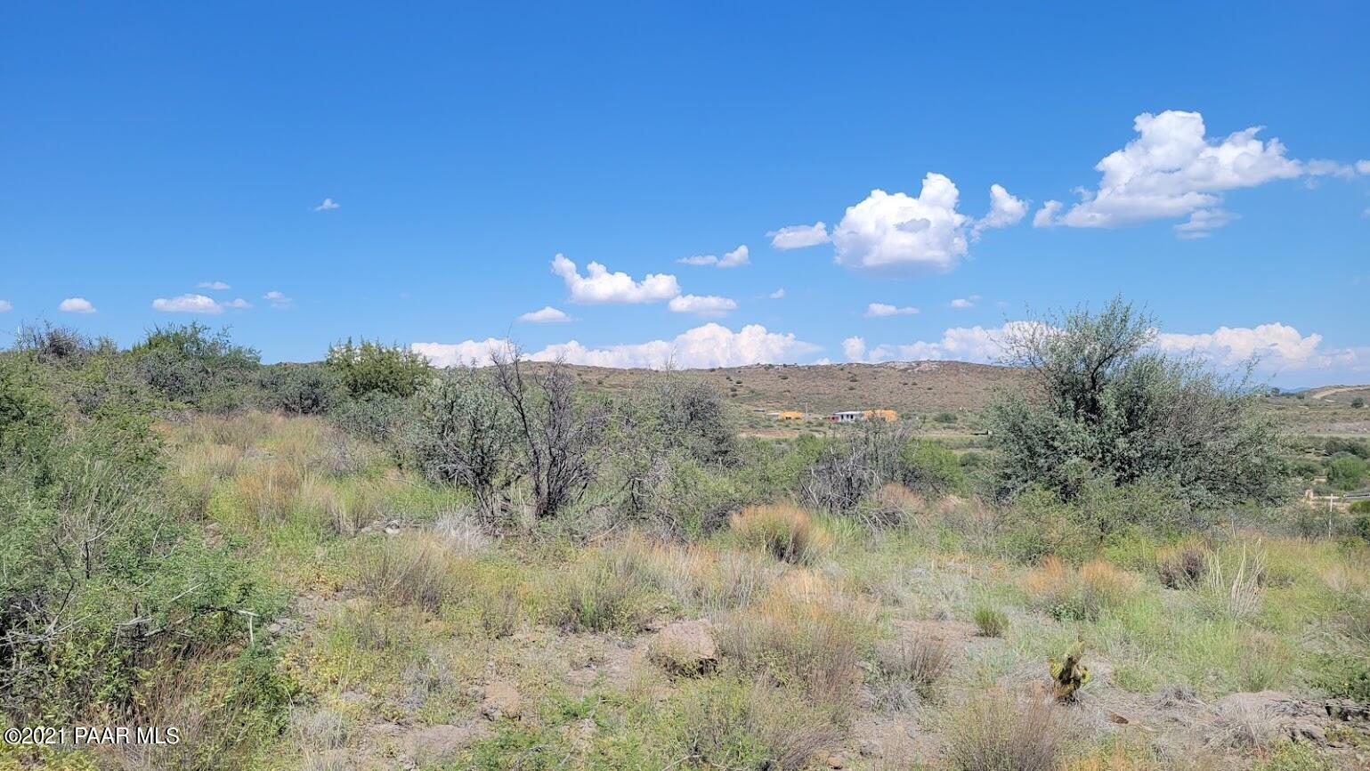15645 East Rough Rider Ridge Mayer, AZ 86333 - Photo 4 of 18 Lot 9 views to the NE