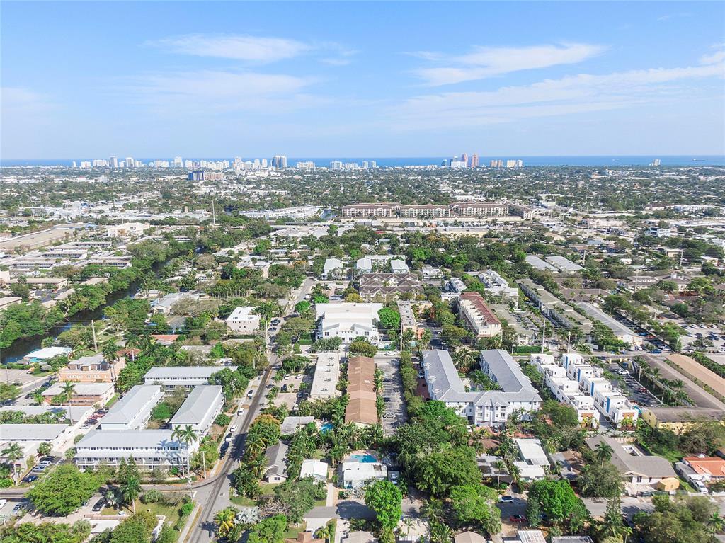 2741 Northeast 8th Avenue, Unit 20 Wilton Manors, FL 33334 - Photo 25 of 25 an aerial view of multiple house