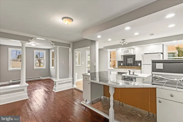 $200,000 | 113 Locust Street, Hanover, PA 17331