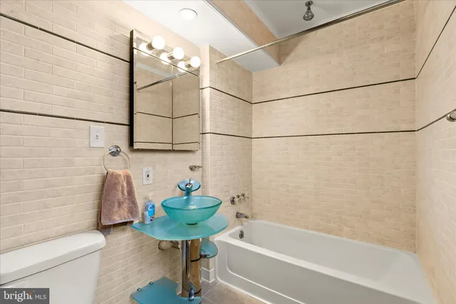 $200,000 | 113 Locust Street, Hanover, PA 17331