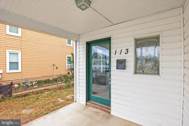 $200,000 | 113 Locust Street, Hanover, PA 17331