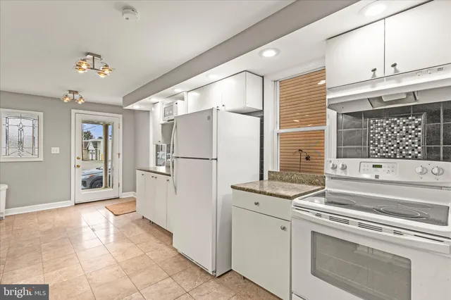 $200,000 | 113 Locust Street, Hanover, PA 17331