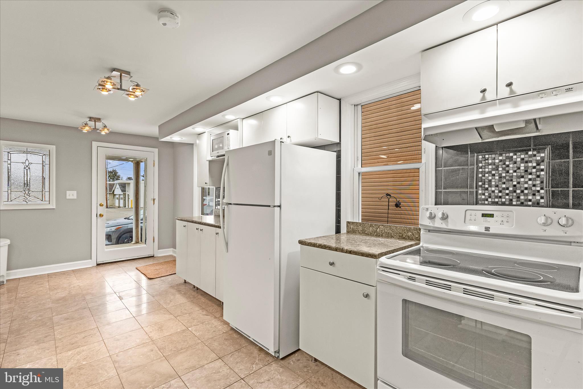 113 Locust Street Hanover, PA 17331 - Photo 8 of 39 Gallery Image 8