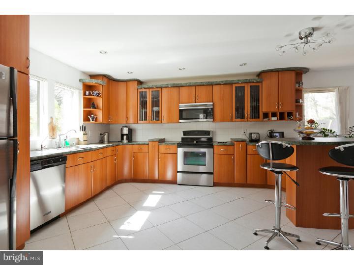 763 Bridgeview Road Langhorne, PA 19053 - Photo 10 of 25 Gallery Image 10