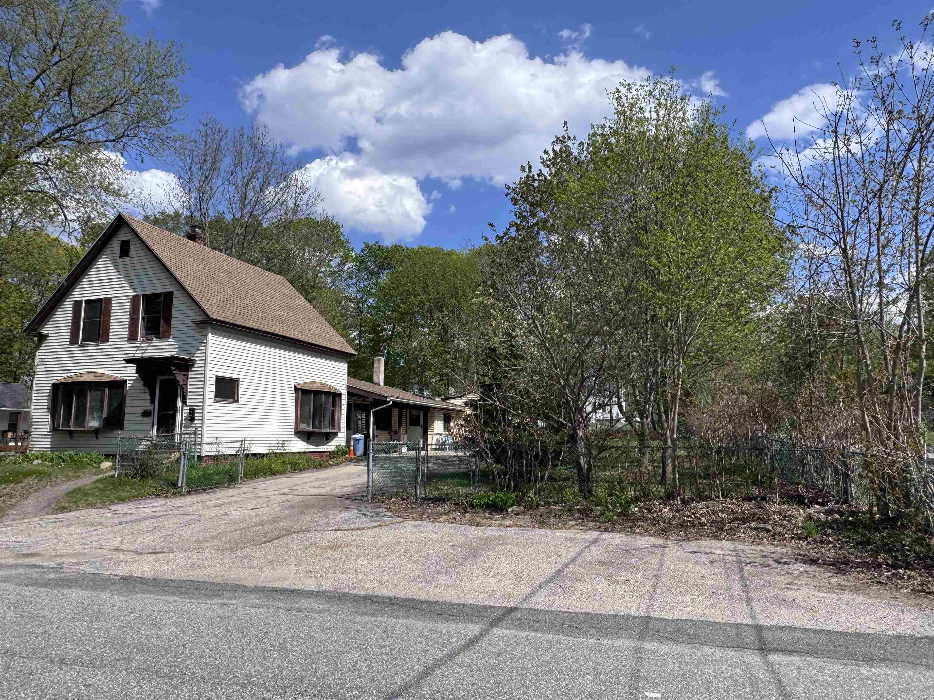 16 Norton Street Derry, NH 03038 - Photo 11 of 35