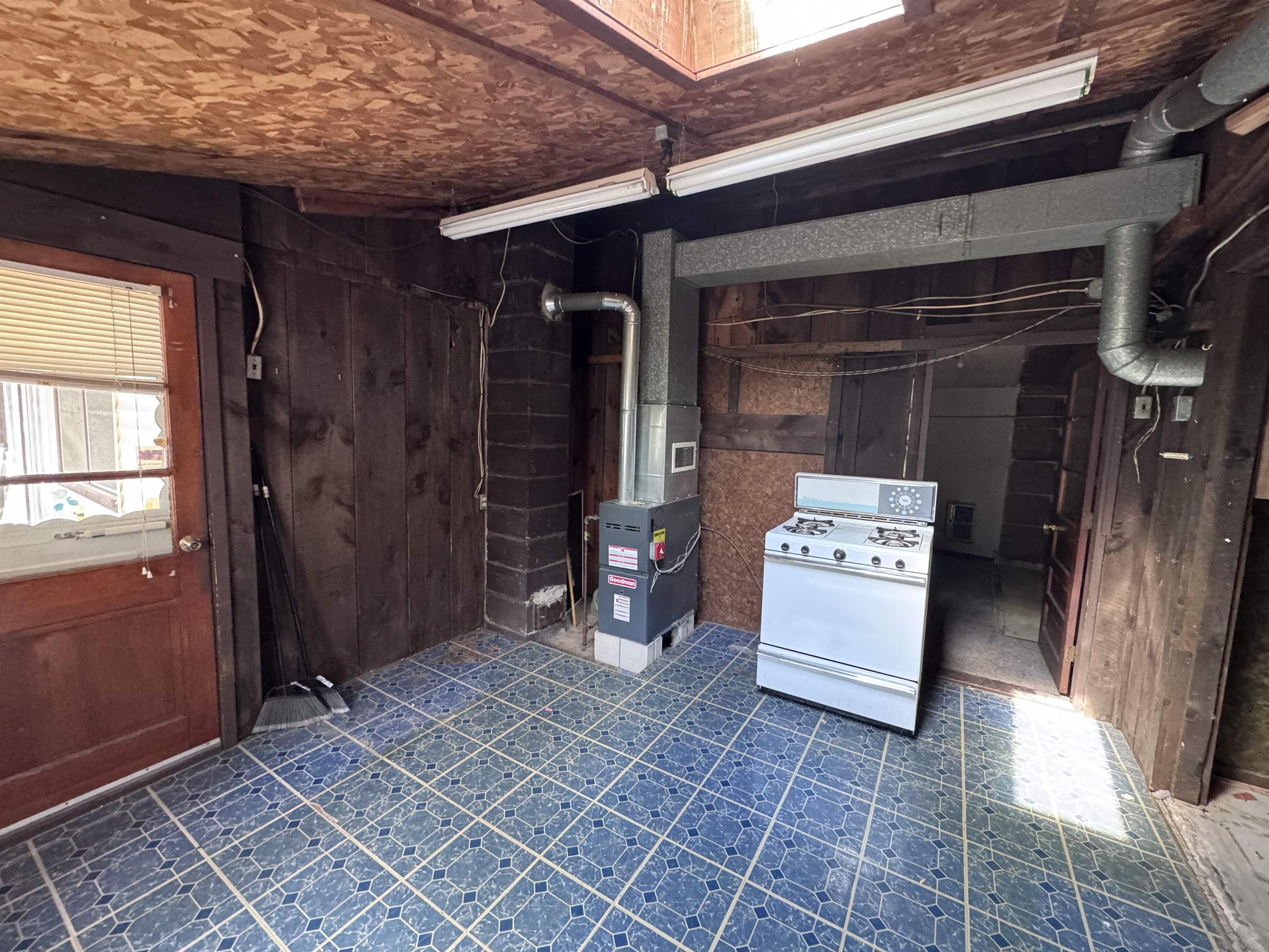 16 Norton Street Derry, NH 03038 - Photo 35 of 35