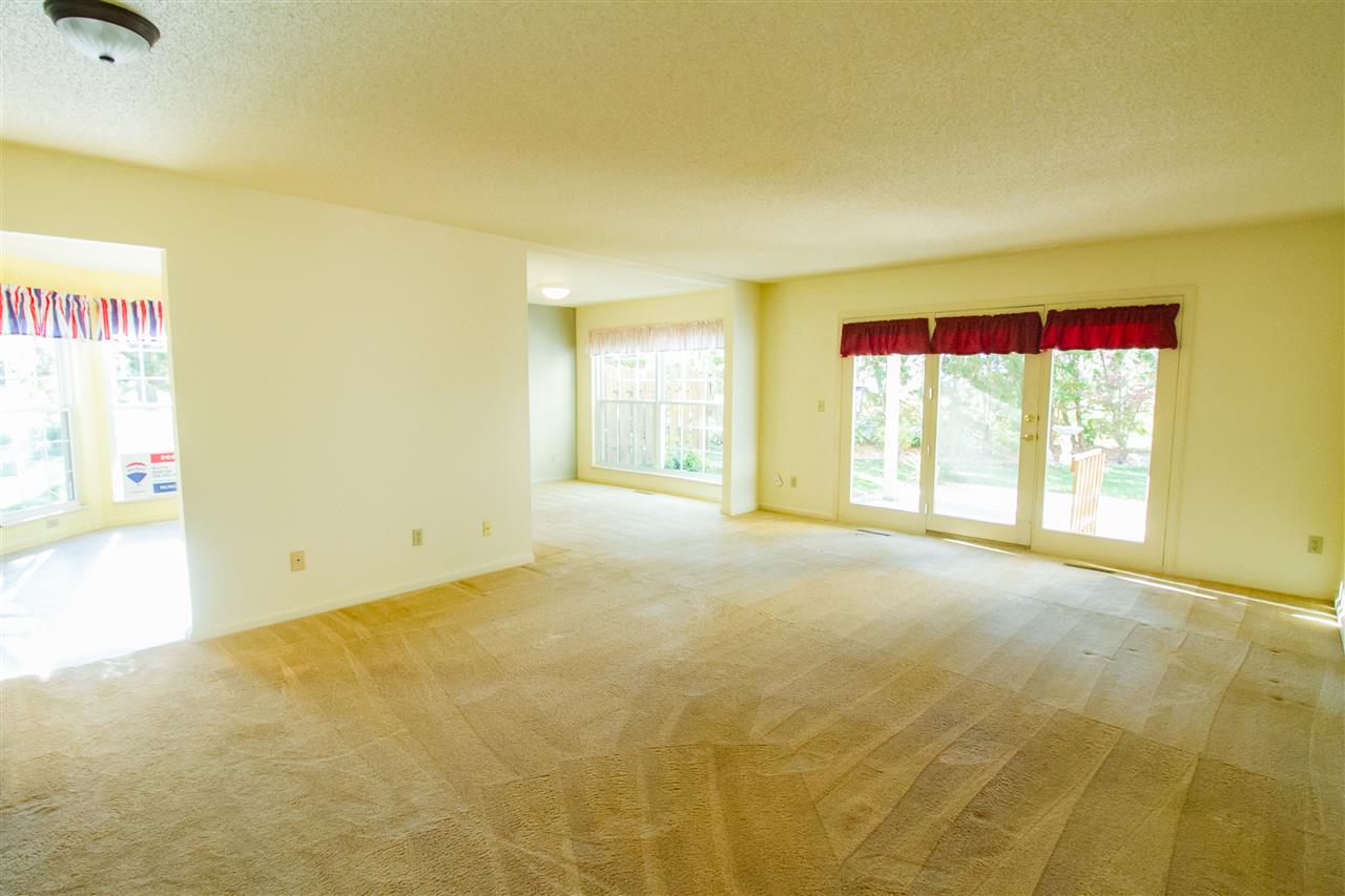 3920 Glass Road Northeast, Unit B Cedar Rapids, IA 52402 - Photo 8 of 19 Gallery Image 8