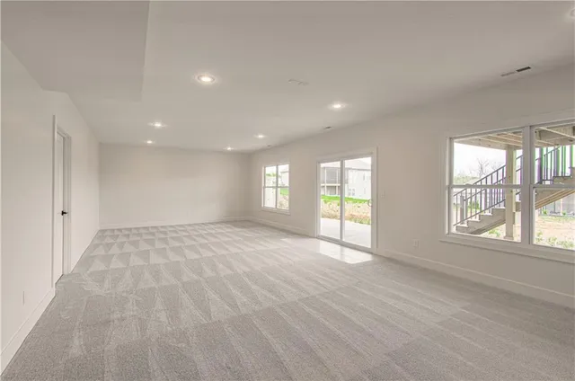 $729,950 | 7551 Northwest Gower Avenue, Kansas City, MO 64151