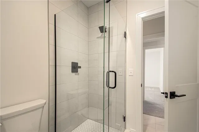 $729,950 | 7551 Northwest Gower Avenue, Kansas City, MO 64151