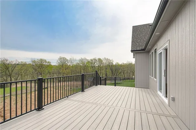 $729,950 | 7551 Northwest Gower Avenue, Kansas City, MO 64151