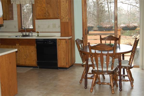 44 Samoset Road Peabody, MA 01960 - Photo 10 of 18 Gallery Image 10