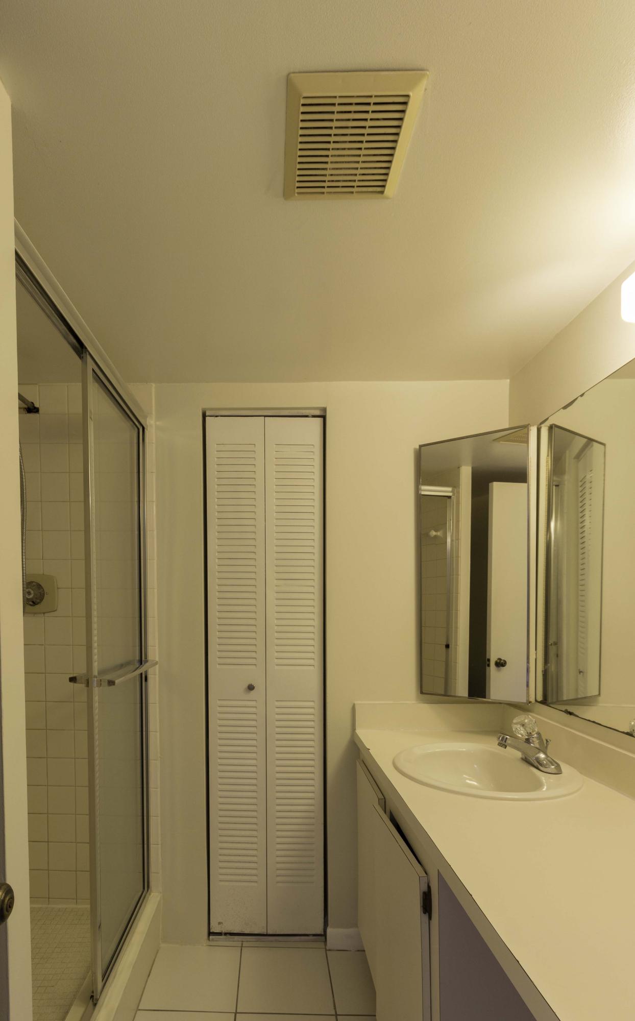 3142 Southeast Brook Street Stuart, FL 34997 - Photo 21 of 32 MasterBathroom01
