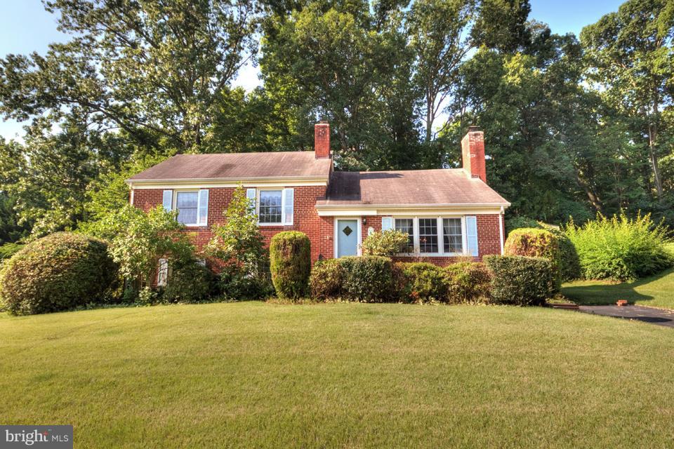 7602 Lauralin Place Springfield, VA 22150 - Photo 1 of 30 Exterior (Front)