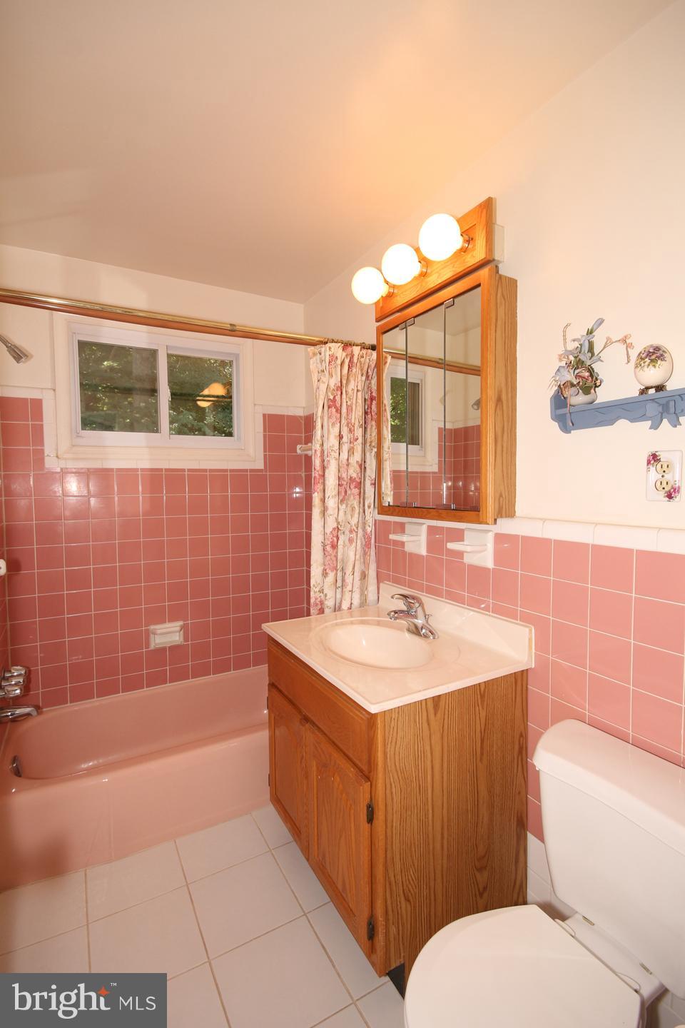 7602 Lauralin Place Springfield, VA 22150 - Photo 17 of 30 Bath