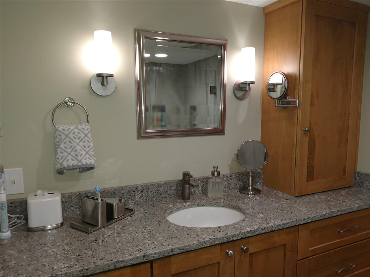 86 Frost Road Derry, NH 03038 - Photo 17 of 33