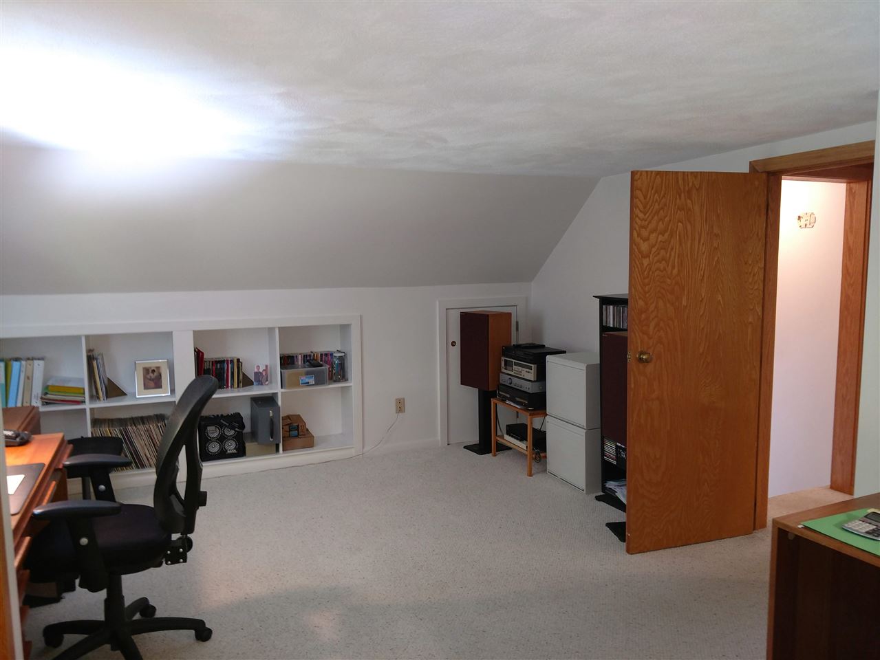 86 Frost Road Derry, NH 03038 - Photo 20 of 33