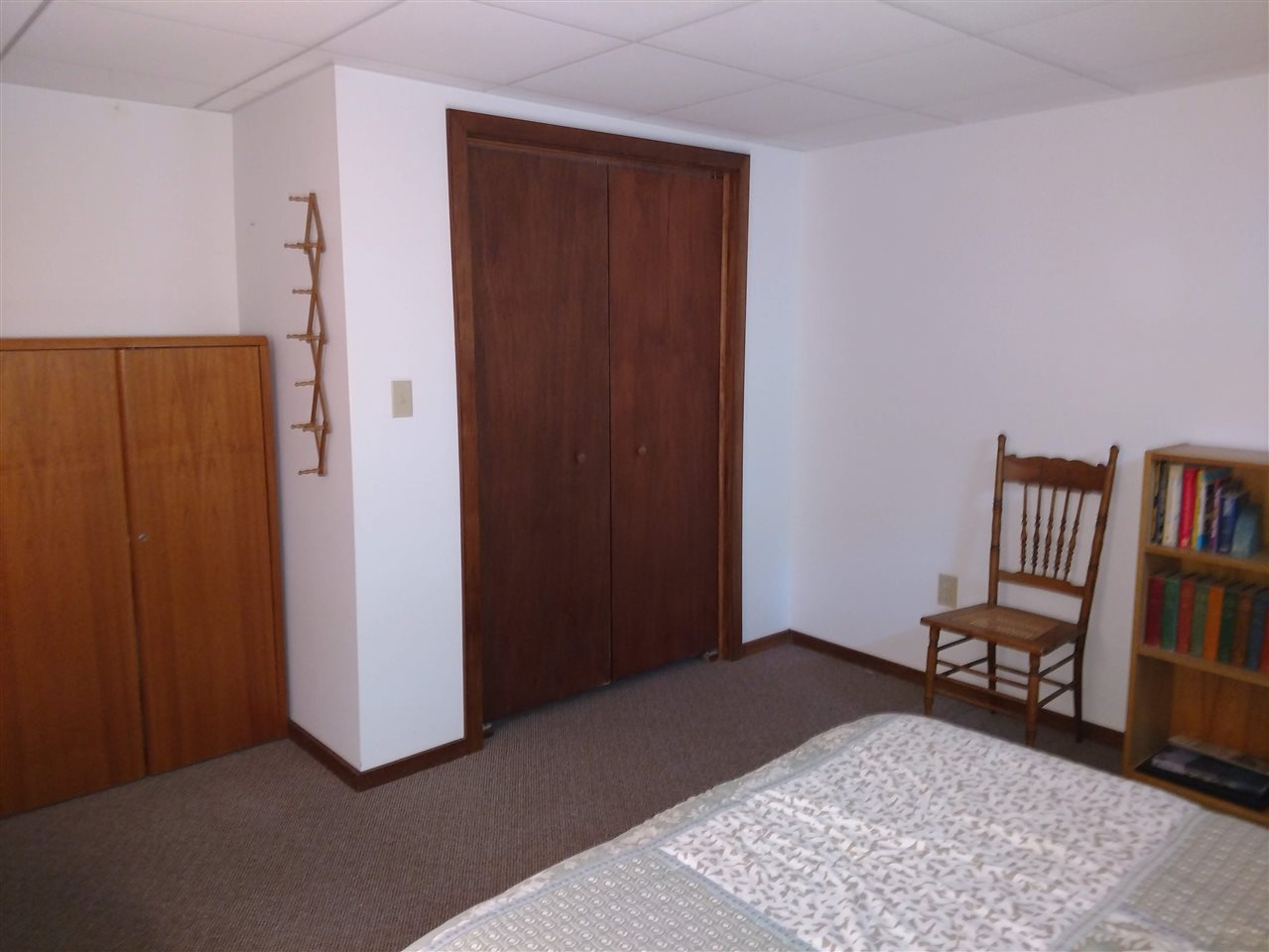 86 Frost Road Derry, NH 03038 - Photo 21 of 33