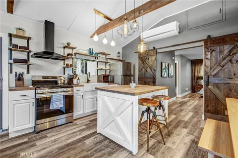 $1,244,000 | 6512 Coldwater Canyon Avenue, Valley Glen, CA 91606
