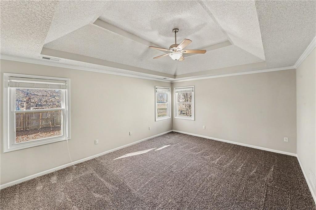 14508 South Rene Street Olathe, KS 66062 - Photo 9 of 23