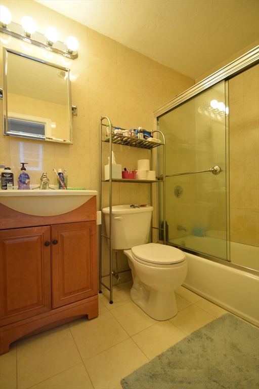 191 Winthrop Road, Unit 3 Brookline, MA 02445 - Photo 11 of 13