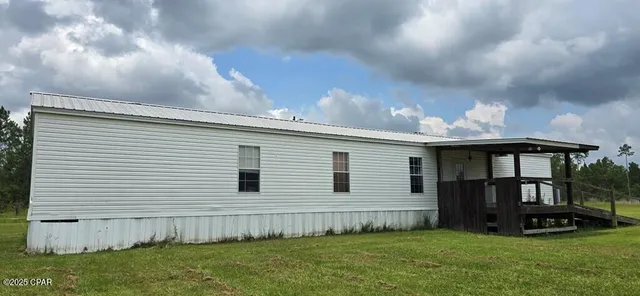 $215,000 | 320 Freeman Rouse Road, Wewahitchka, FL 32465