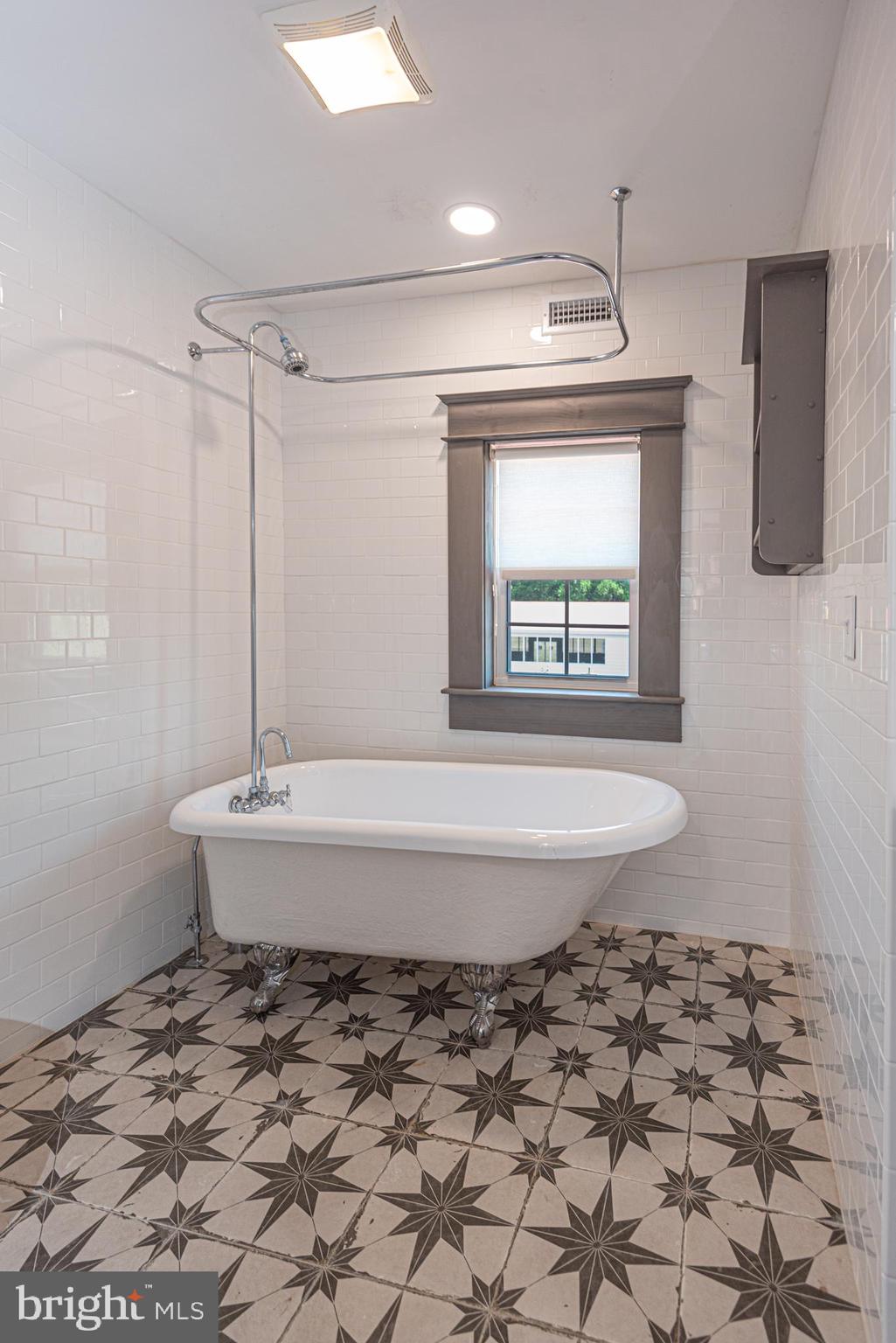 10850 Cathell Road Berlin, MD 21811 - Photo 17 of 118 bathroom