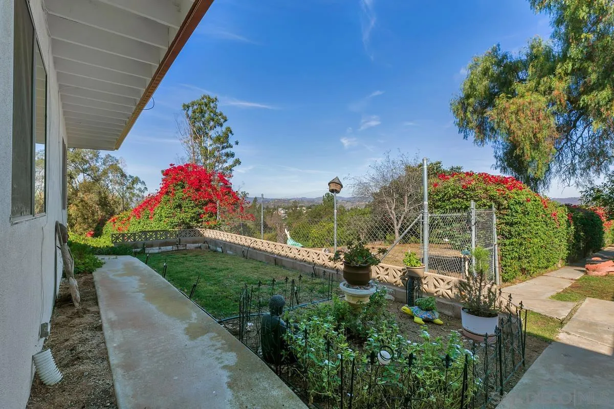 1840 Gum Tree Lane Fallbrook, CA 92028 - Photo 36 of 46 Gallery Image 36