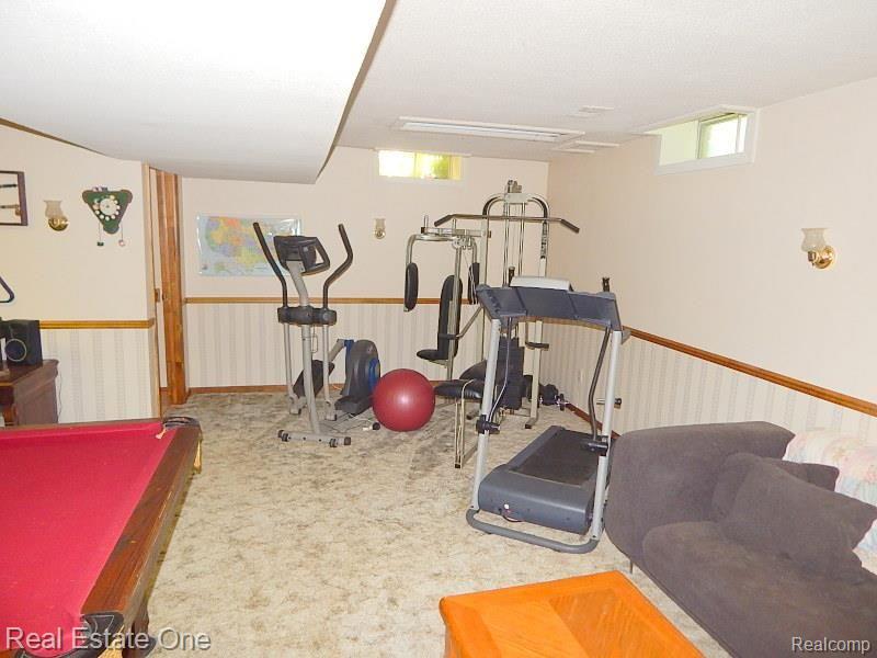 8420 Foster Road Clarkston, MI 48346 - Photo 16 of 44 DSCN2979.jpg