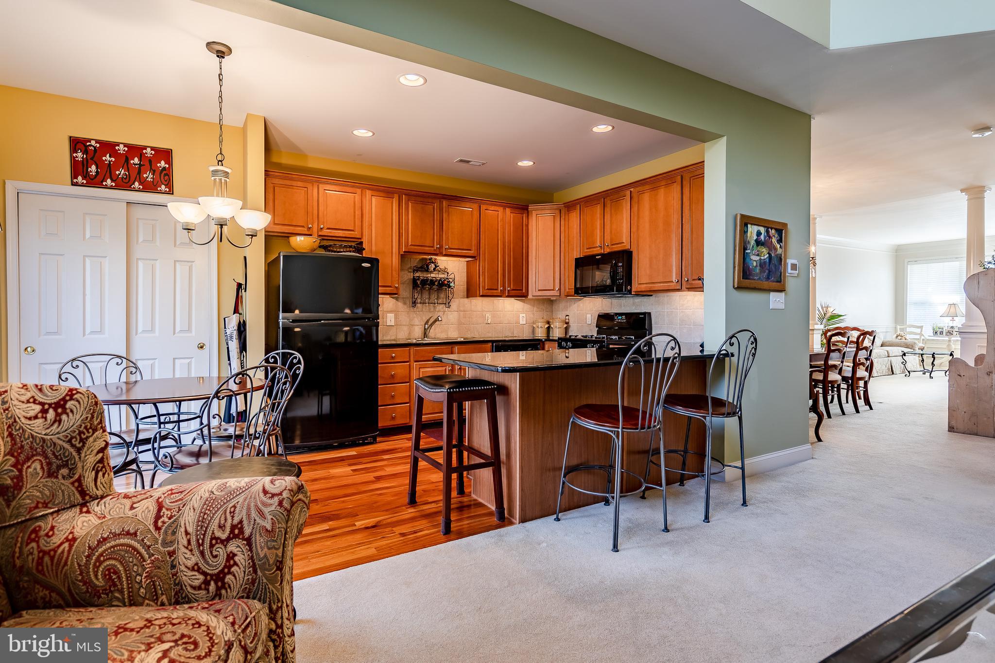 20 Longview Lane Newtown Square, PA 19073 - Photo 17 of 42 Kitchen