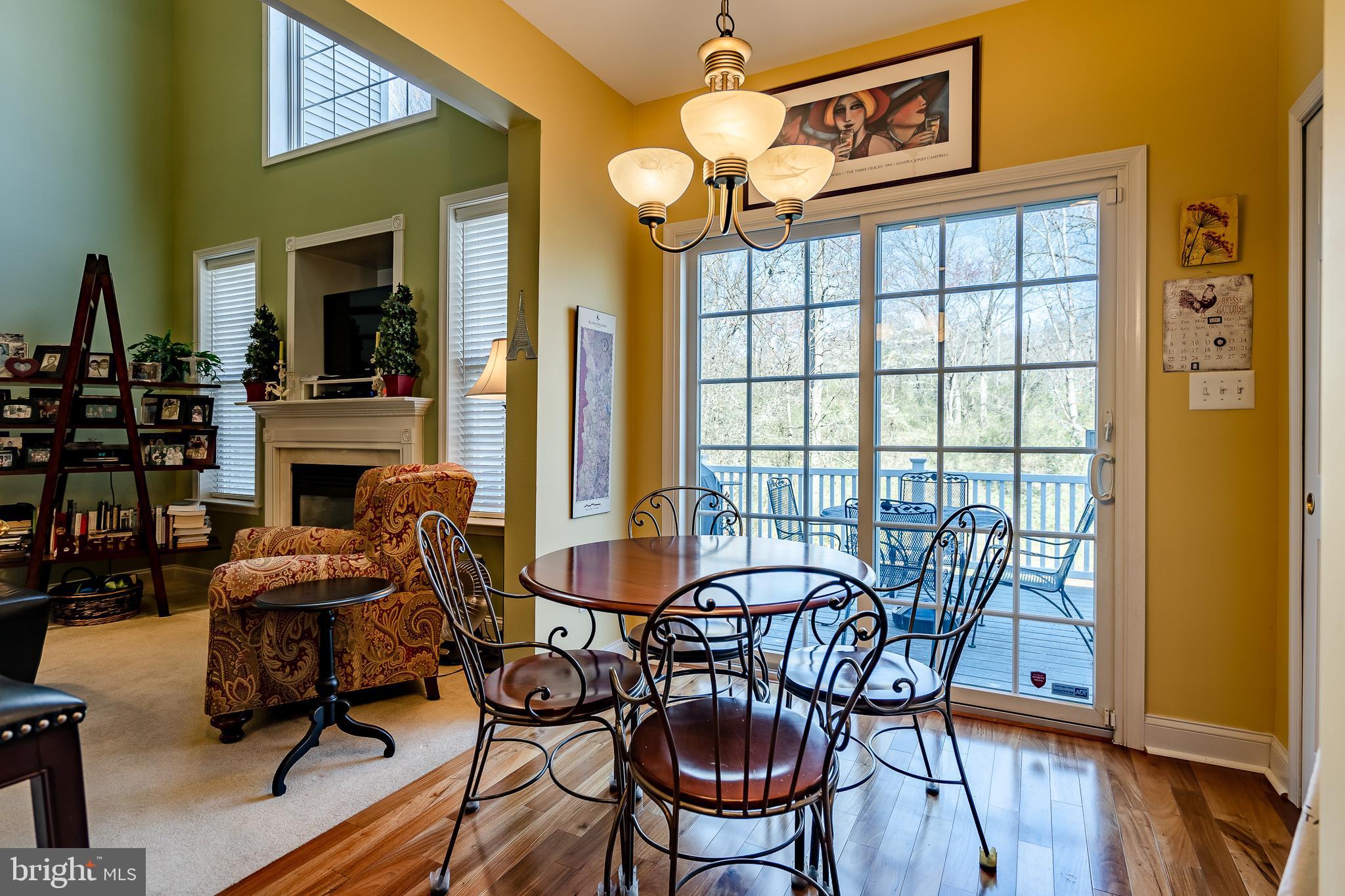20 Longview Lane Newtown Square, PA 19073 - Photo 22 of 42 Eat-In Kitchen Area