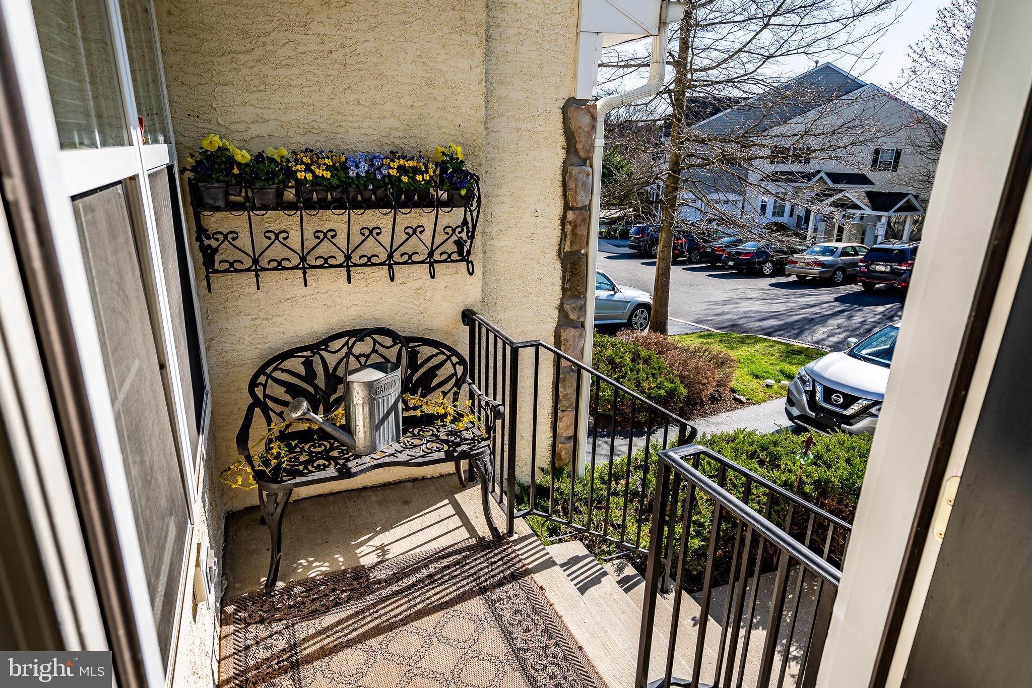 20 Longview Lane Newtown Square, PA 19073 - Photo 6 of 42 Front Porch