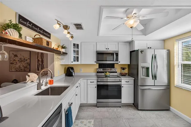 $265,000 | 2150 Elm Street, Unit 603, Dunedin, FL 34698