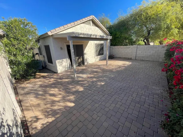 $2,400 | 3803 West Commonwealth Avenue, Chandler, AZ 85226