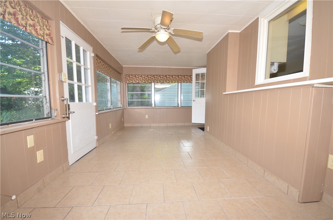 2865 Lee Road Silver Lake, OH 44224 - Photo 12 of 35