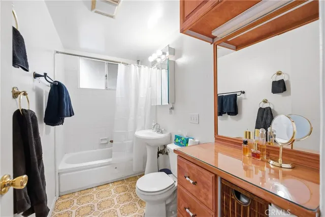 $714,900 | 1676 Alexander Street, Simi Valley, CA 93065