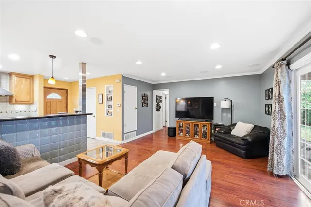 $714,900 | 1676 Alexander Street, Simi Valley, CA 93065