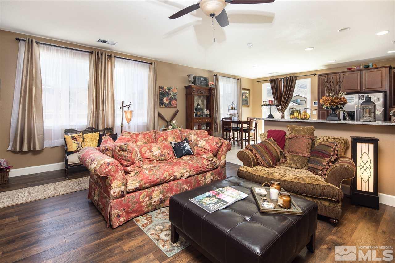 10648 Walton Park Drive Reno, NV 89521 - Photo 5 of 18 Photo 5