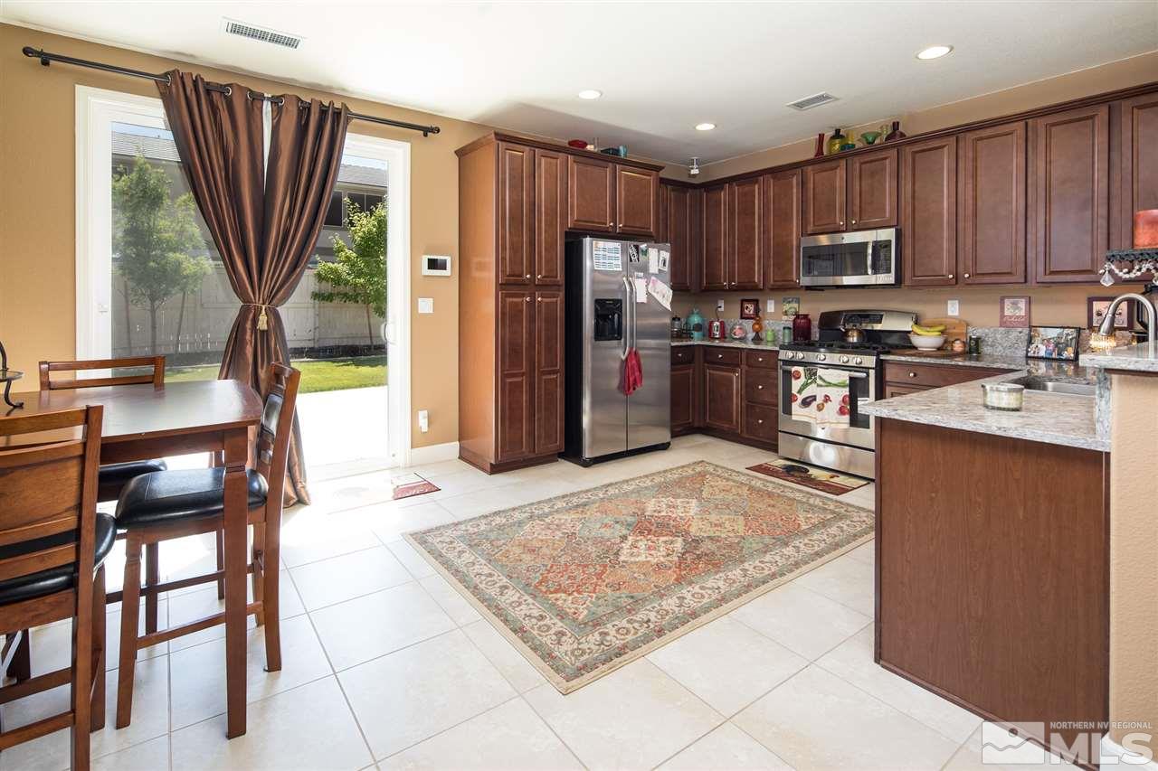 10648 Walton Park Drive Reno, NV 89521 - Photo 7 of 18 Photo 7