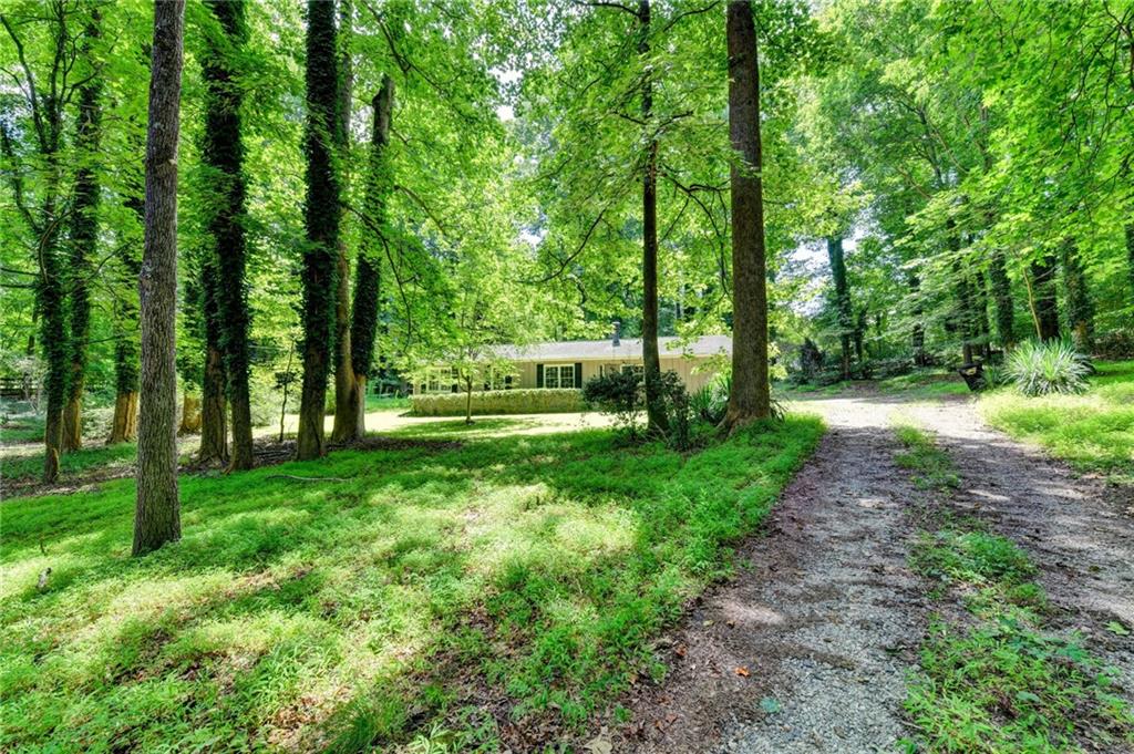 4690 Sewell Road Cumming, GA 30028 - Photo 34 of 38