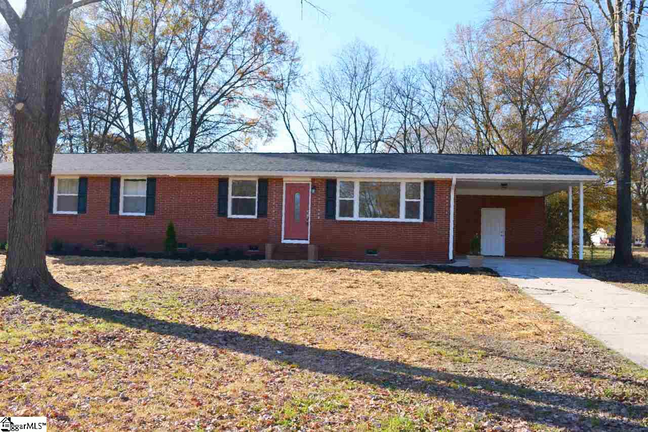 106 Old Trail Road Greenville, SC 29607 - Photo 1 of 20