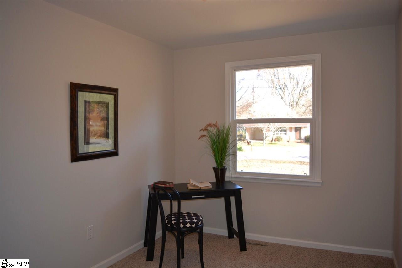 106 Old Trail Road Greenville, SC 29607 - Photo 8 of 20