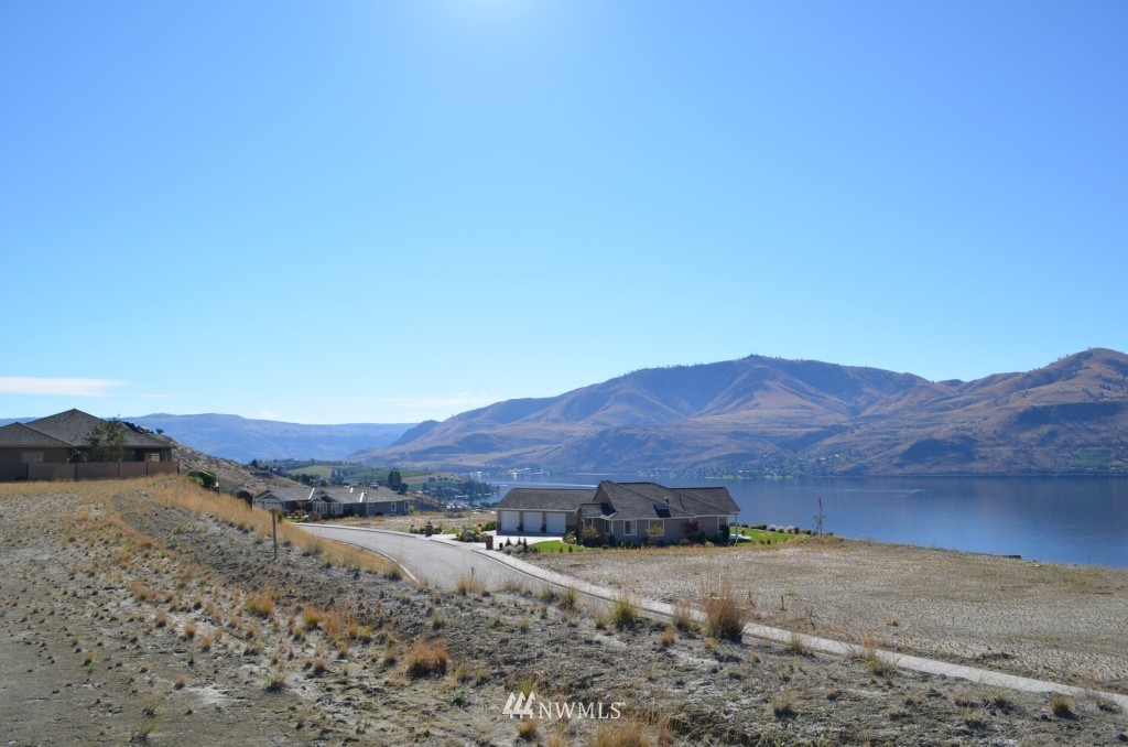 112 Ridgeview Drive Chelan, WA 98816 - Photo 13 of 20 Gallery Image 13
