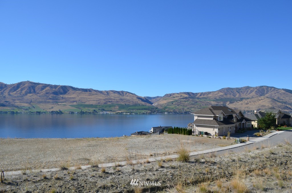 112 Ridgeview Drive Chelan, WA 98816 - Photo 10 of 20 Gallery Image 10