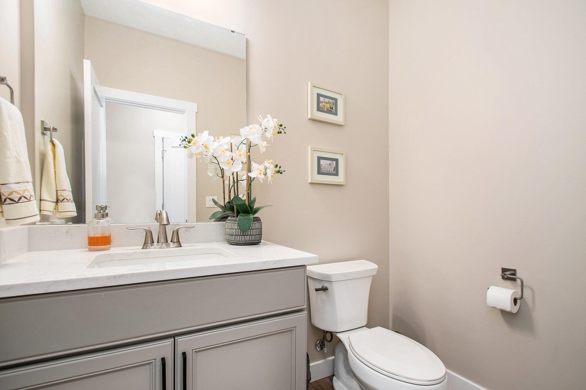 1872 Barron Lake Road Niles, MI 49120 - Photo 15 of 60 1872 Barron Lake Rd powder room