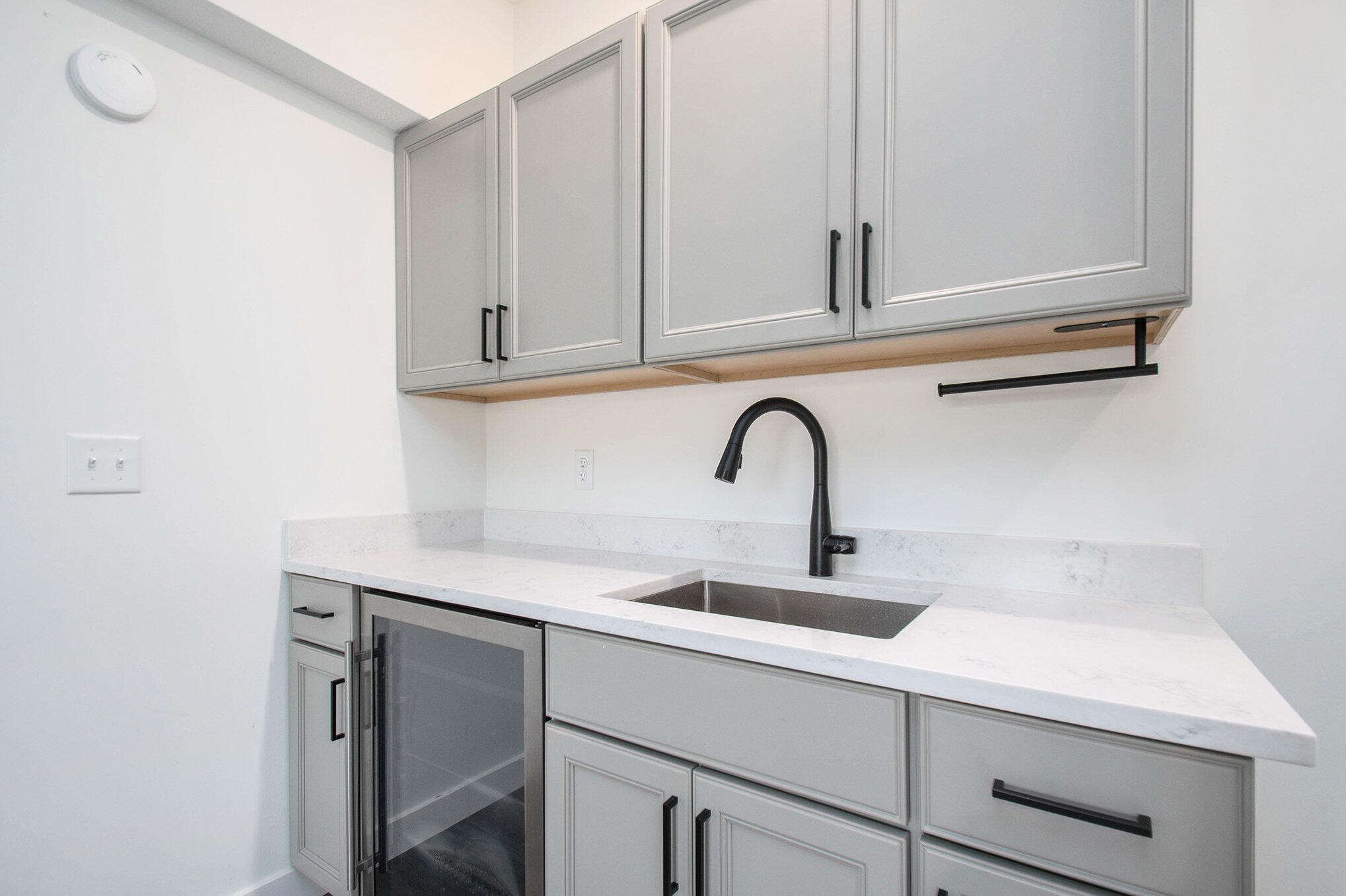 1872 Barron Lake Road Niles, MI 49120 - Photo 37 of 60 1872 Barron Lake Rd sink & beverage