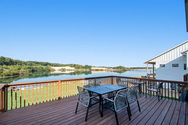 $1,350,000 | 1872 Barron Lake Road, Niles, MI 49120