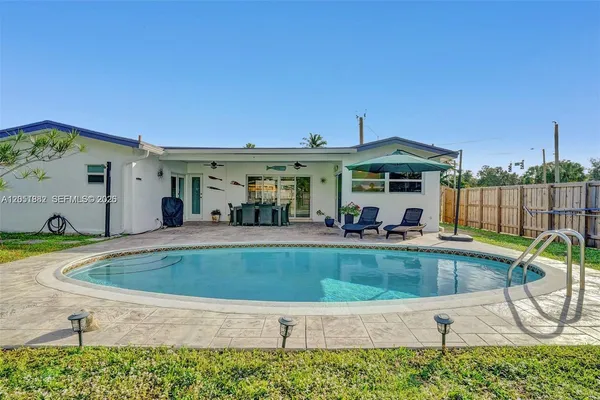 $3,500 | 4519 West Park Road, Hollywood, FL 33021